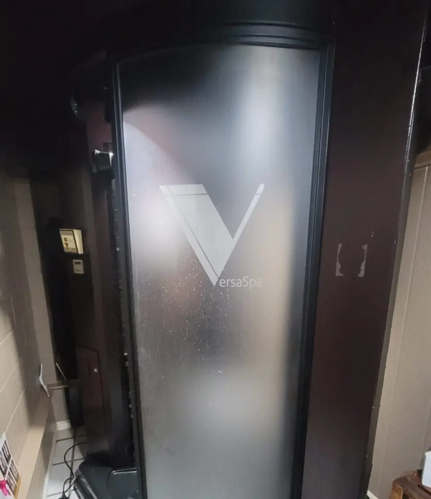 VersaSpa spray tanning booth